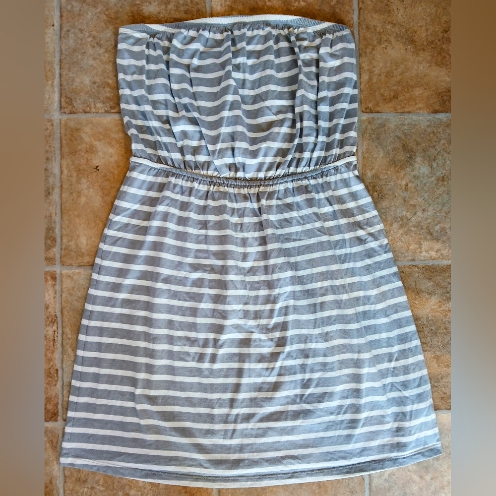 Old Navy Gray and White Striped Dress